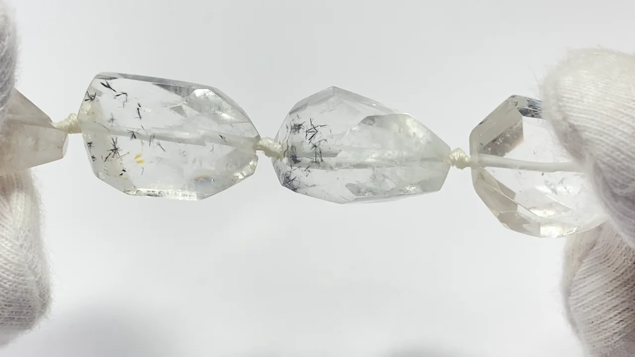 ホーランダイトインクォーツ(星入り水晶) タンブルカット 1連(約41cm 