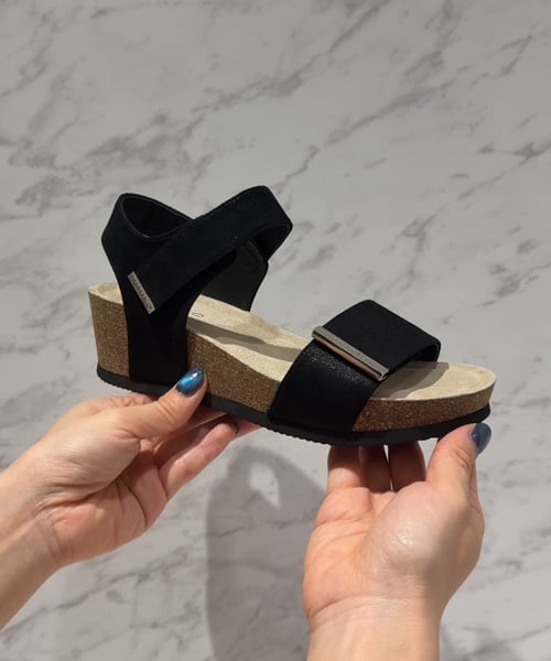 セール☆HIMIKO メタルパーツスポーツサンダル 23.5cm 収納袋付き