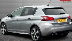 PEUGEOT 308 2021 