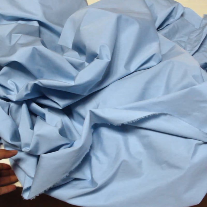 Vidéo: Popeline 100% coton - Baby blue (Coupon de 1.50 mètres)