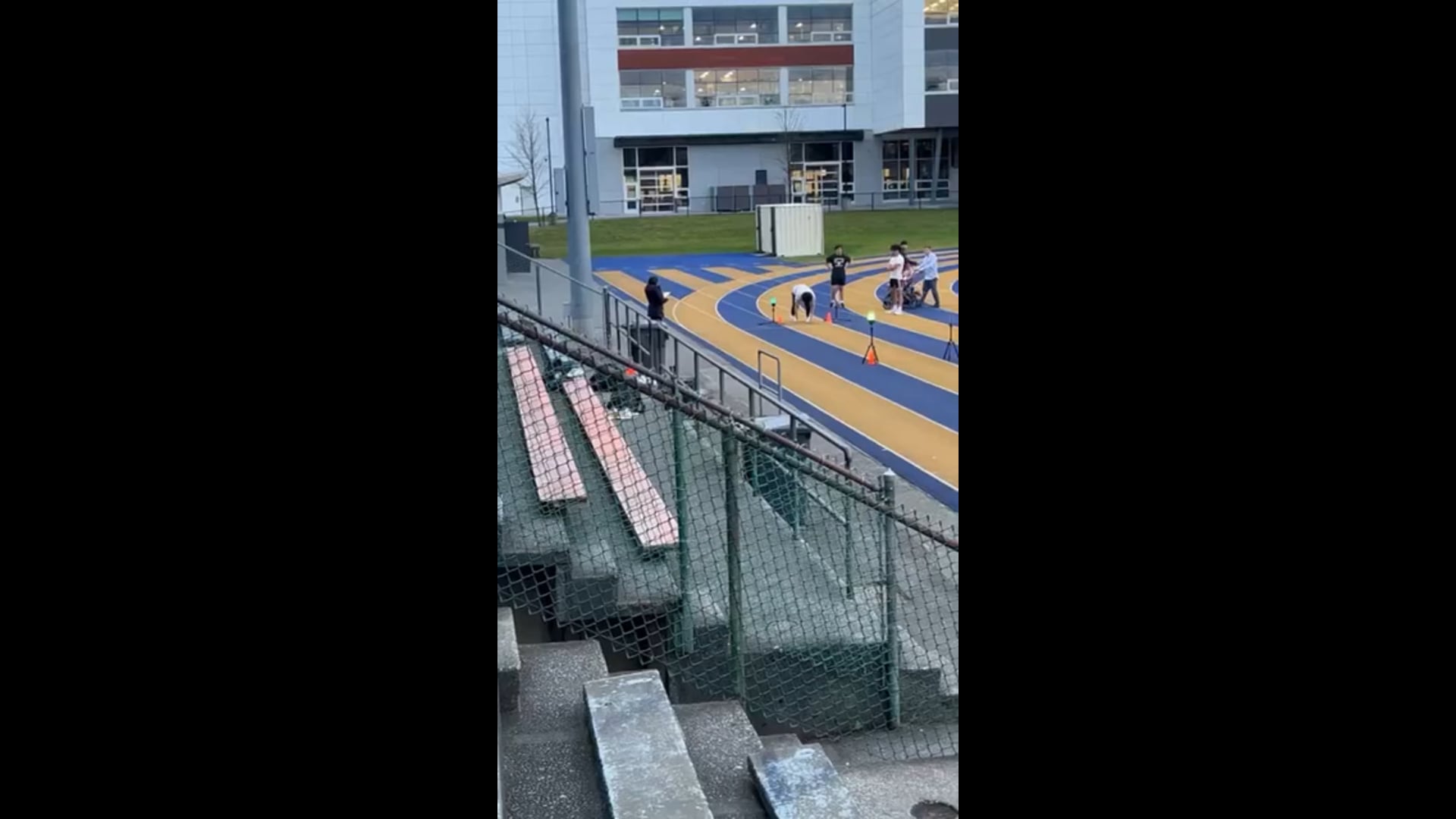 Watch micah awe's 40 Yard Dash: 4.74 seconds