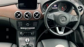 MERCEDES-BENZ B CLASS 2018 (68)