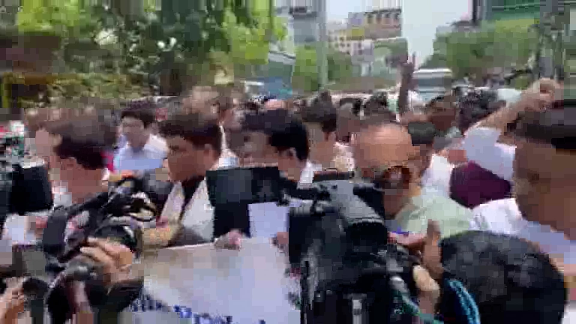 নেশ্যনেল হেৰাল্ড বিষয়ত বিজেপিৰ ষড়যন্ত্ৰৰ বিৰুদ্ধে গুৱাহাটীত অসম পিচিচিৰ ব্যাপক প্ৰতিবাদ#politics