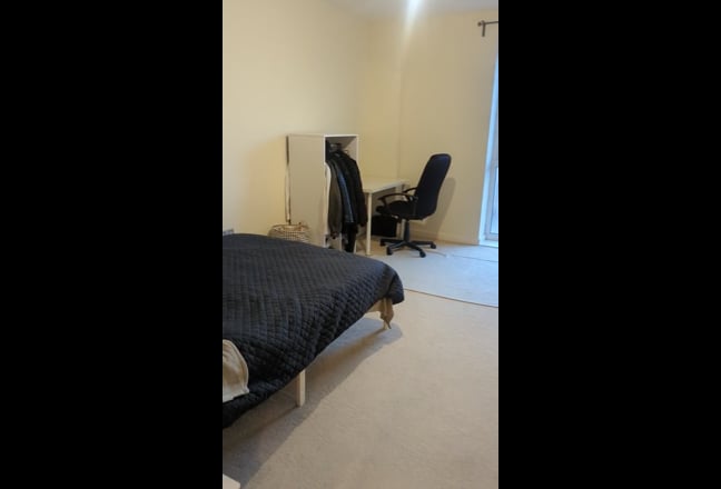 Double room in Barking.  Main Photo