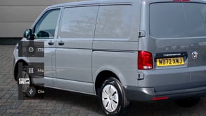 VOLKSWAGEN TRANSPORTER 2023 (72)