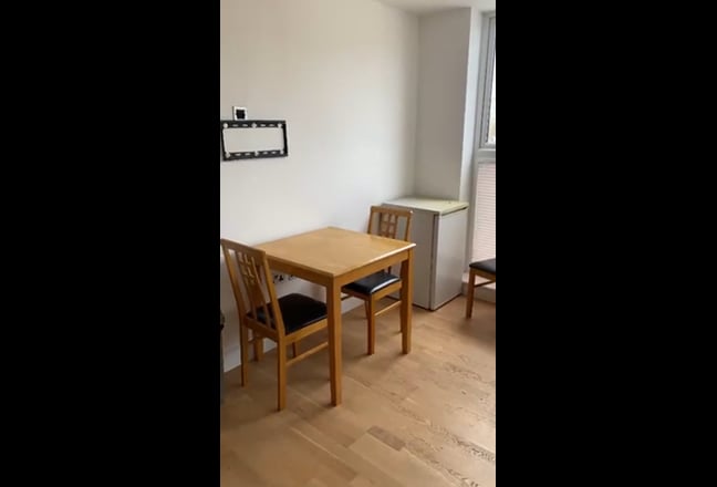 Large Doubleroom - Central, Modern (All bills inc) Main Photo