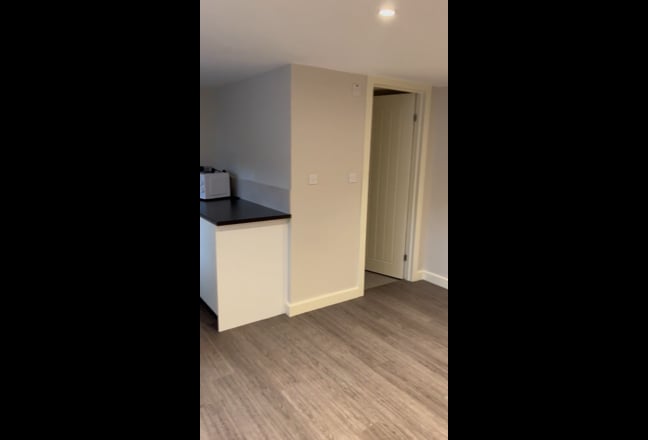 Studio flat in Brixton available Main Photo