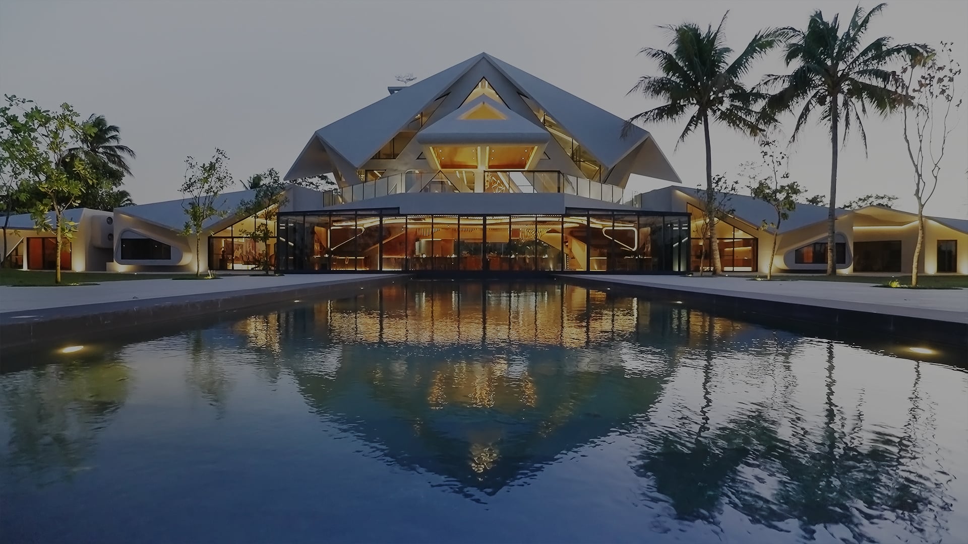 ARCHITECTURE & REAL ESTATE