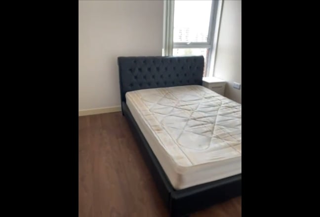 Double Room for Rent in 2-Bed Flat Main Photo