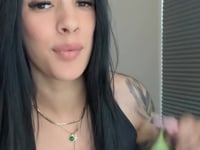 Adryhavana: TikTok 1m+ followers