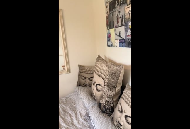 Double bedroom . Furnished Main Photo