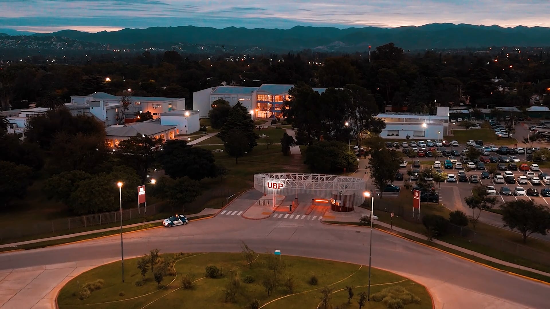 UNIVERSIDAD BLAS PASCAL 2025