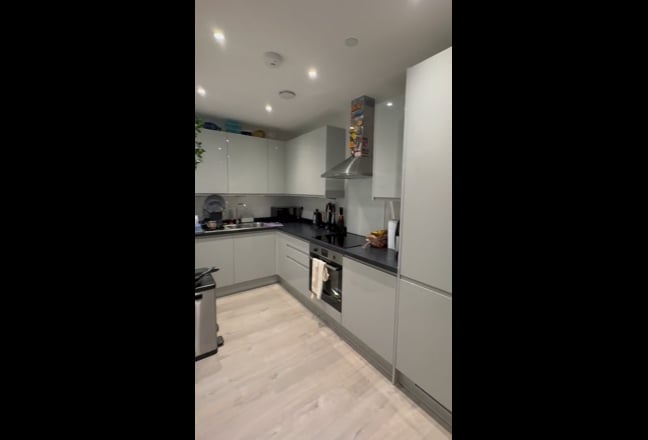 £1,100 RM9 - En-suite bedroom, Bills Incl. Main Photo