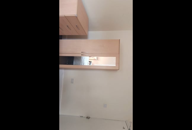🌟 Double Bedroom in Dudley with Transport Link🌟 Main Photo