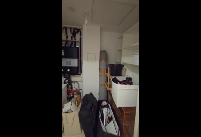 Stylish 2 Bed Flat in Poplar Main Photo