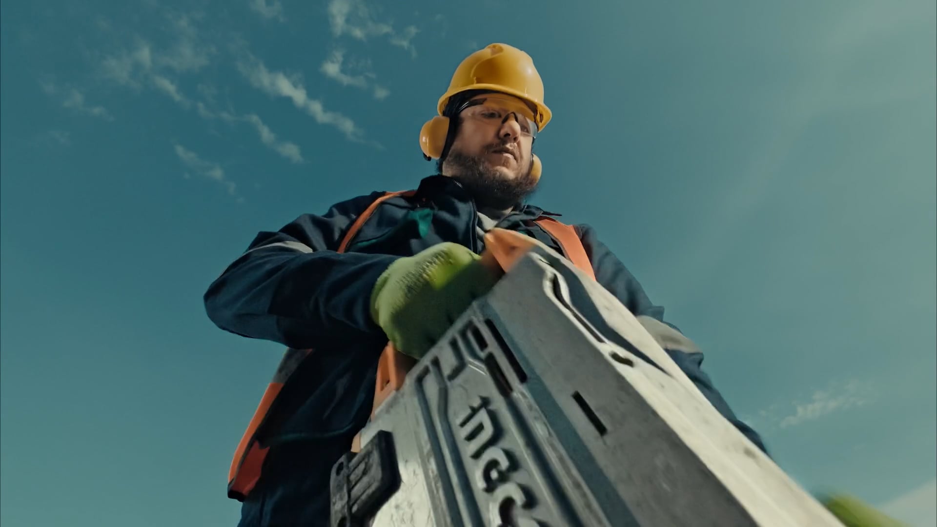 BONYAN - WE DON'T DO "REAL" ESTATE