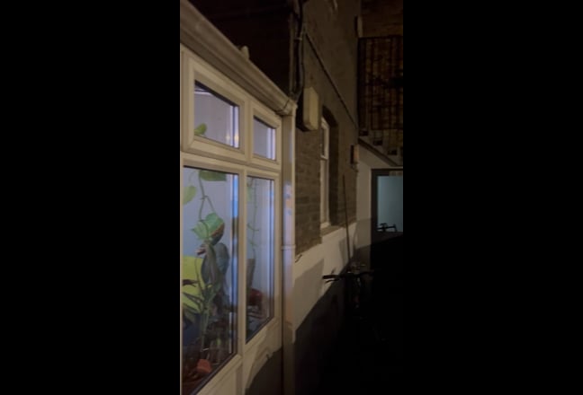 Video 1: Kitchen
