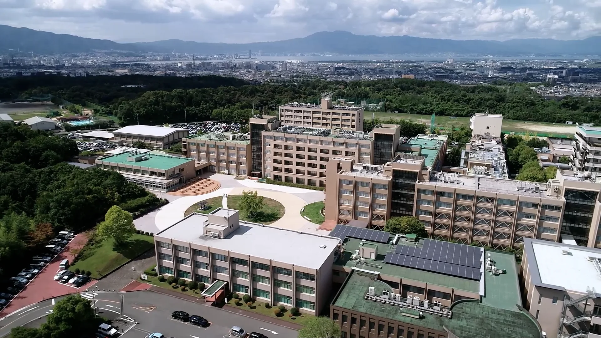 国立大学法人 滋賀医科大学様 学校広報動画のサムネイル