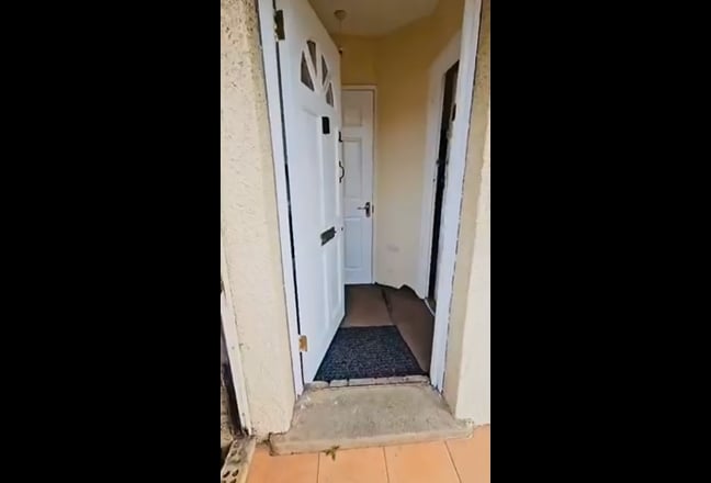 Large 1 bedroom Flat in Dagenham with Garden  Main Photo