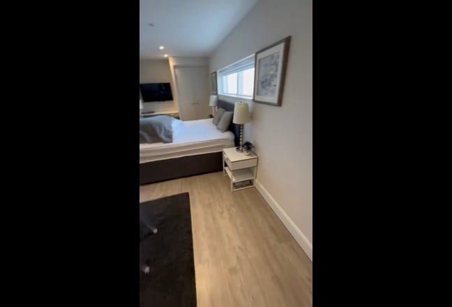 Modern studio apartments, Mill Road area Main Photo