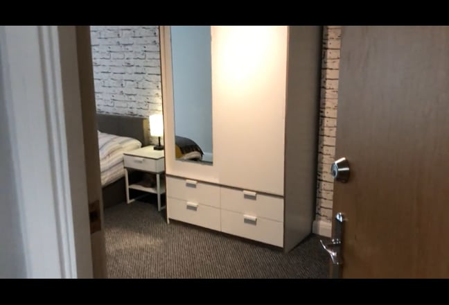 🔥Boutique Large En-Suite Bedroom With Living Area Main Photo