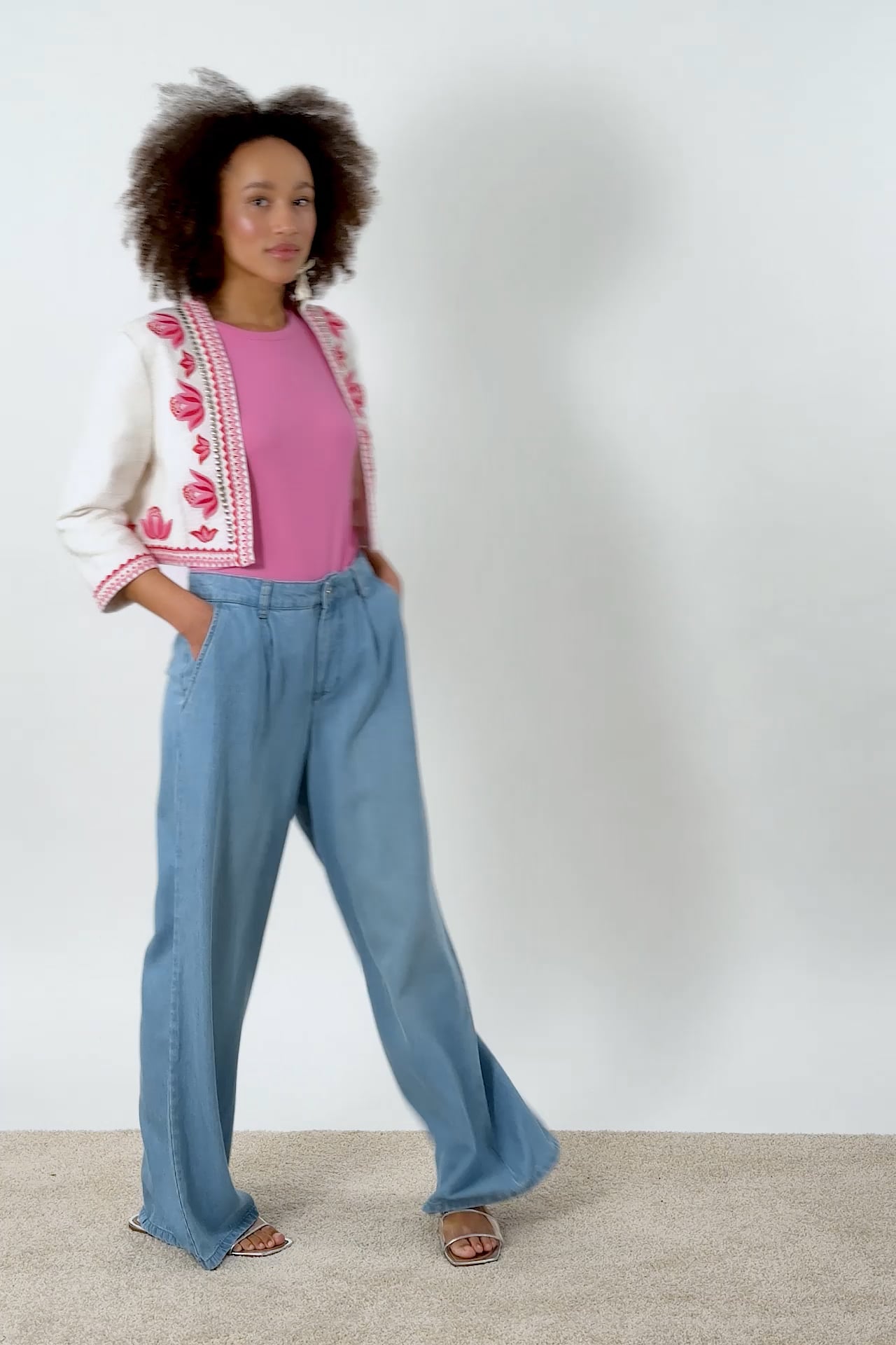 【Open Yy】 YY JACQUARD BOLERO 2色 Bolero jacket - white red