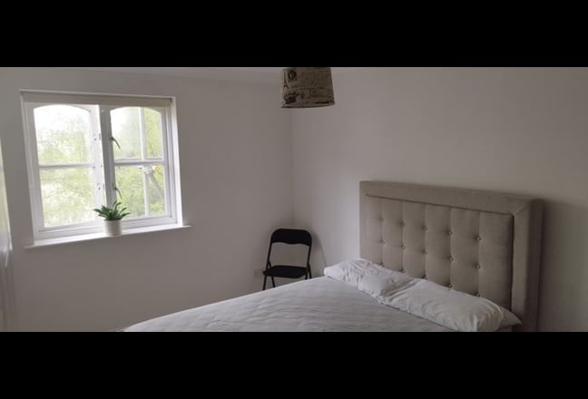 Photo 1: undefined