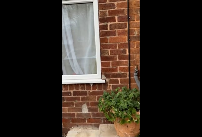 Room in Wilmslow  Main Photo