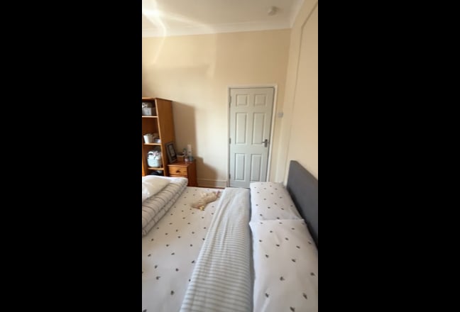 Photo 1: undefined