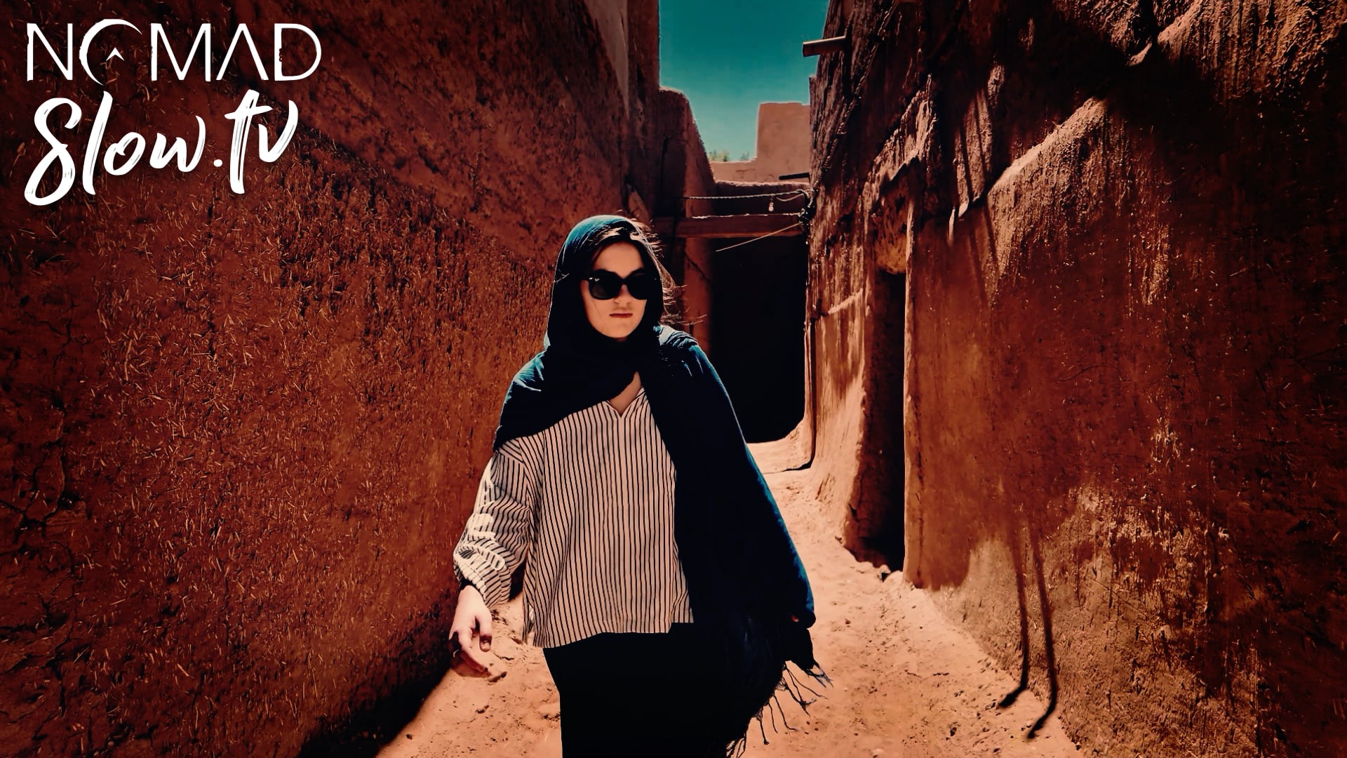 Morocco – Labyrinth of Shadows & Light : M’Hamid Kasbah on NOMADslow.tv