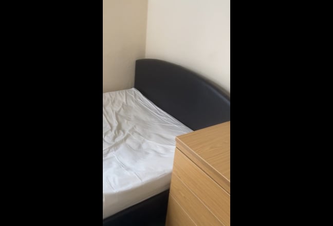 En-Suite Rooms in Private House Main Photo