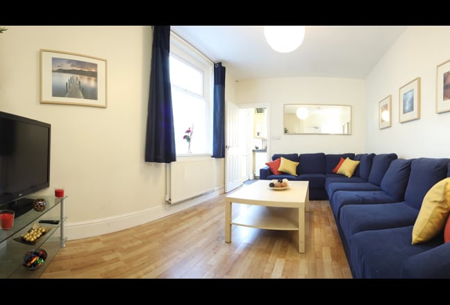 Double Rooms - Student House, Cosmeston St 1st Sep Main Photo