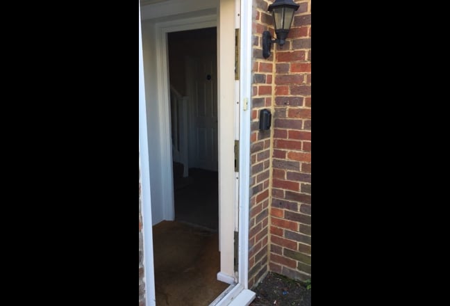 Spacious house - 2 doubles, beautiful garden Main Photo