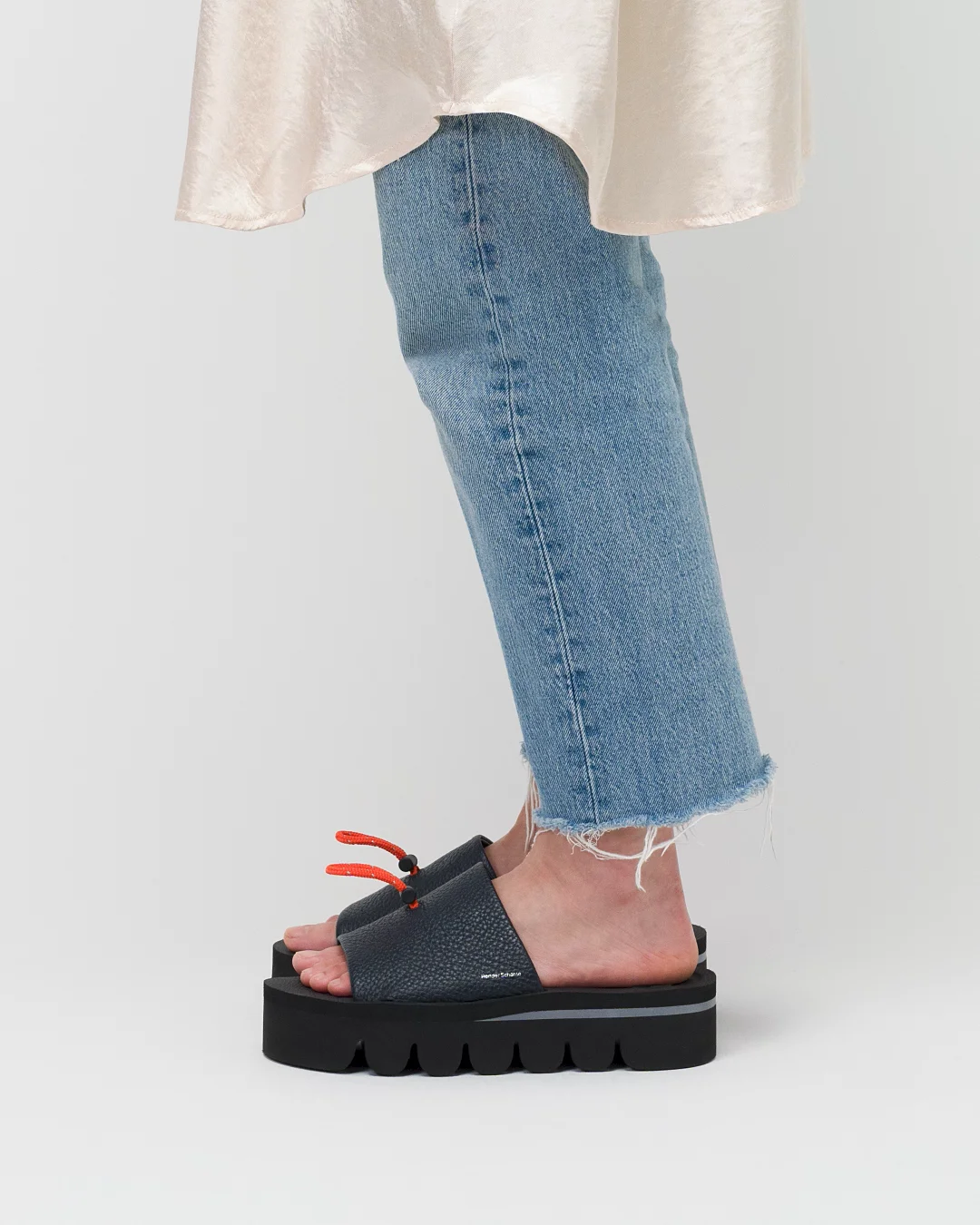 cord slide｜スキマ Hender Scheme Official Online Shop