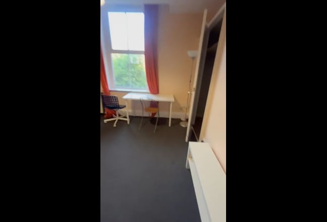 Beautiful quiet 1 bed flat, great location Main Photo