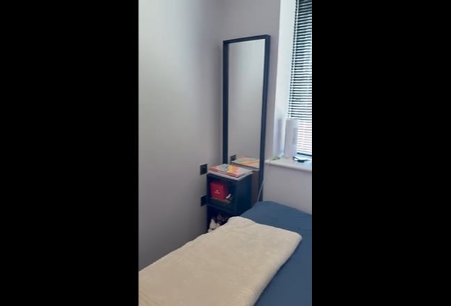 Double room with en suite bathroom Main Photo