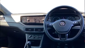 VOLKSWAGEN POLO 2020 (70)