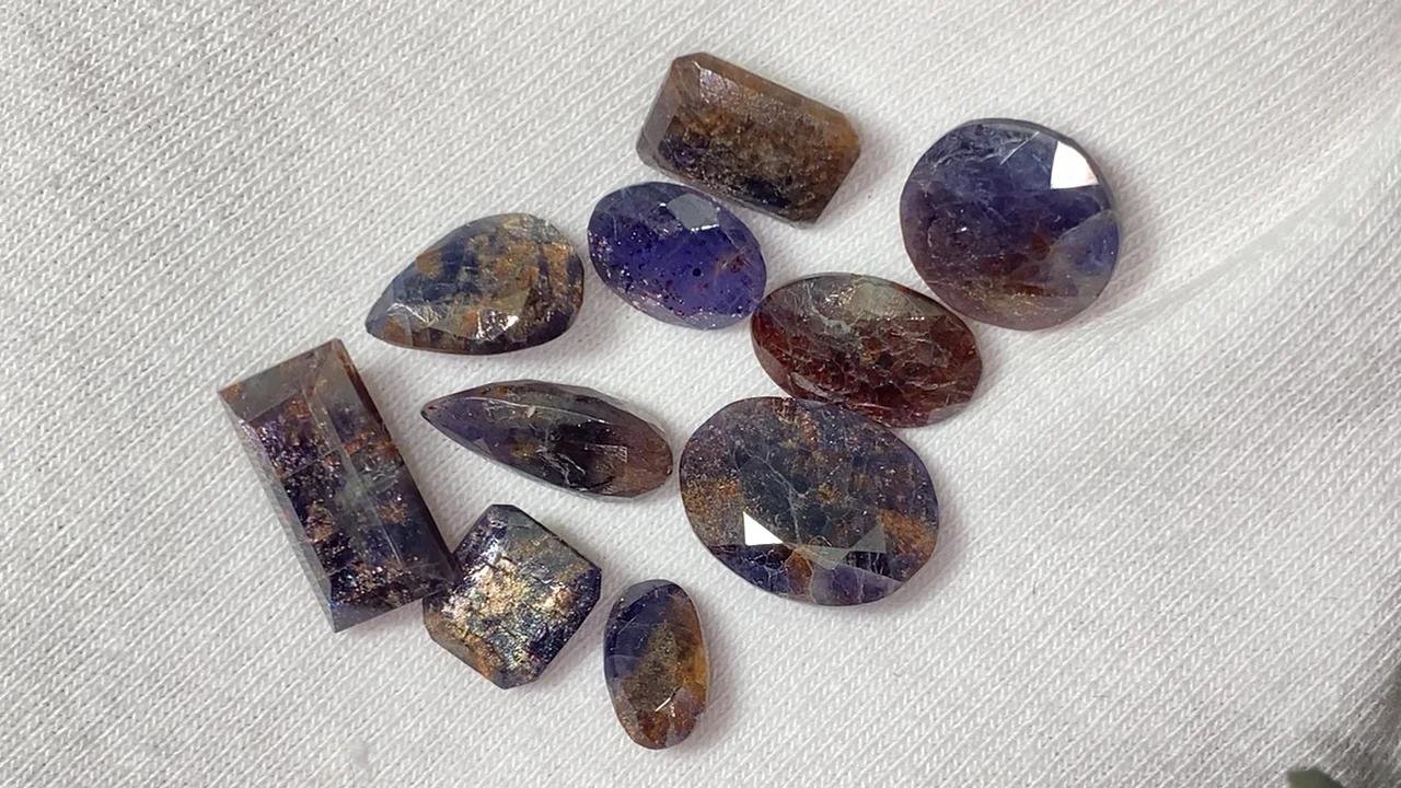動画】【1点もの】宝石質アイオライトサンストーンAAA ルース