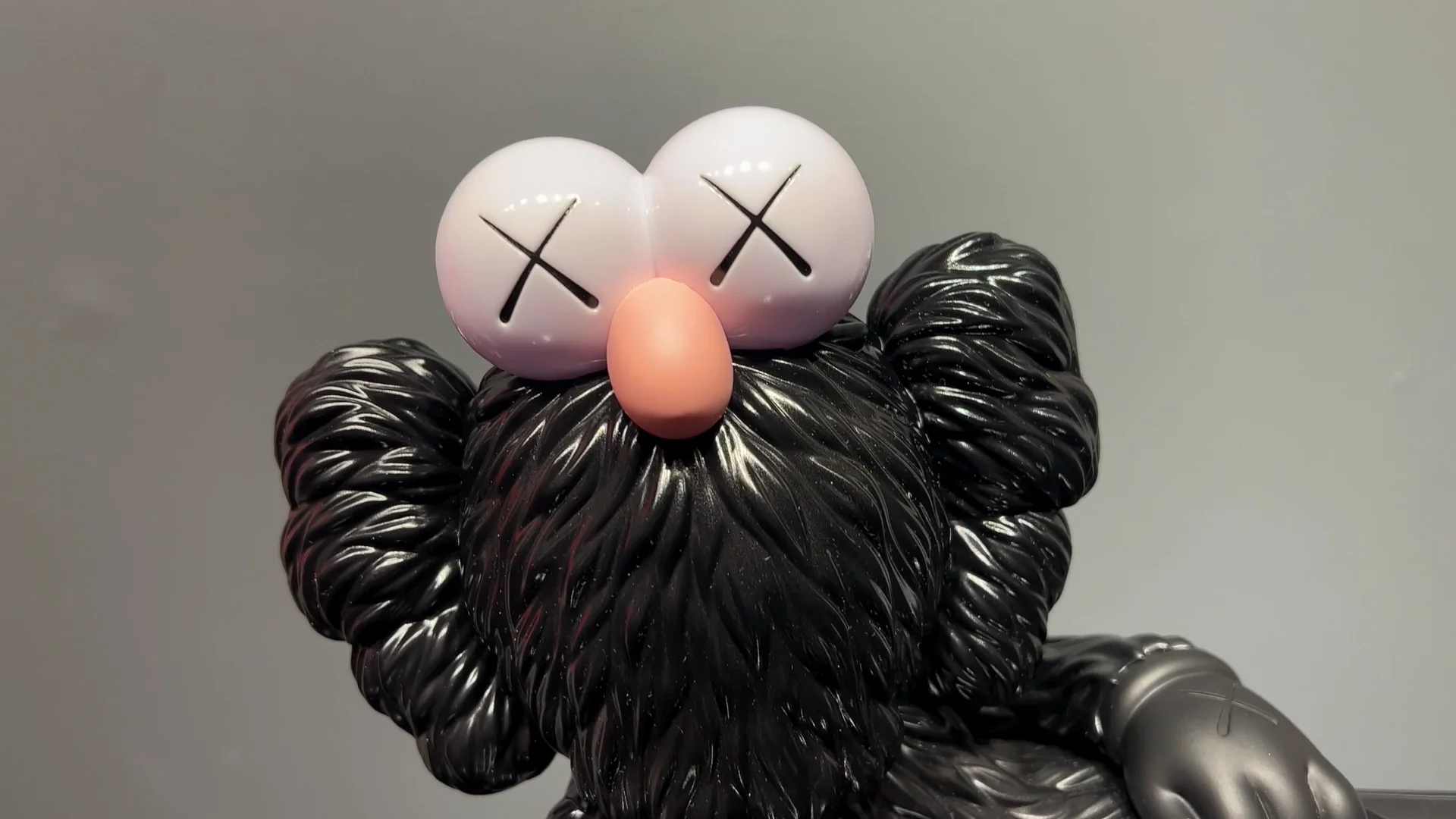 KAWS: TIME OFF Black' Vinyl Figure (2023) by KAWS - For Sale | Artsy