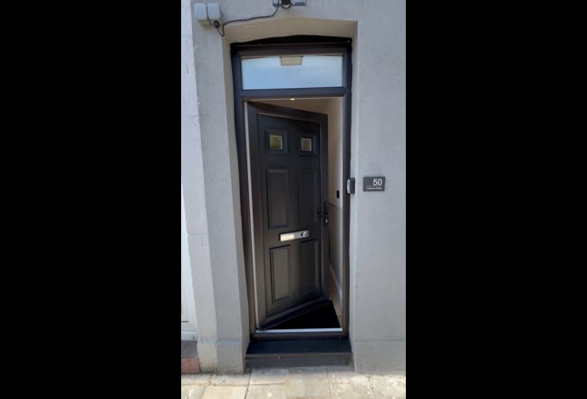 Photo 1: undefined