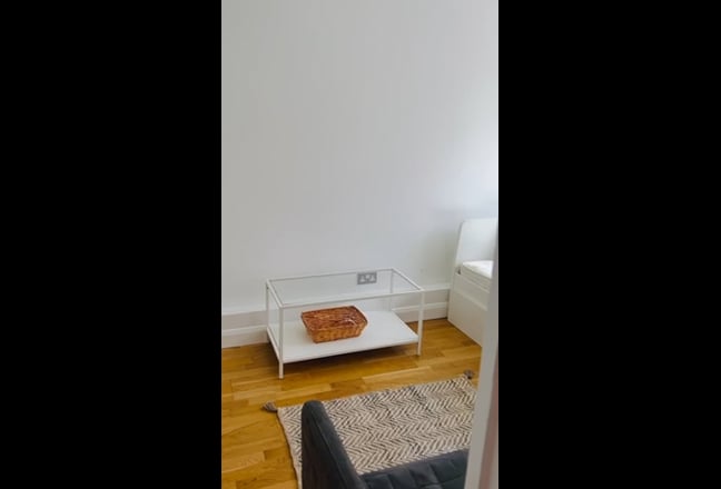 Bright  Double Room in Stoke Newington  Main Photo