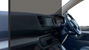 VAUXHALL VIVARO-LIFE 2024 (73)