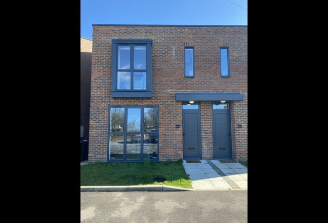 3 Bed Luxury Home in Sayers Common Main Photo