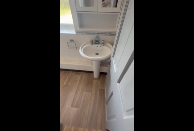 Studio Flat Available for immediate let Main Photo