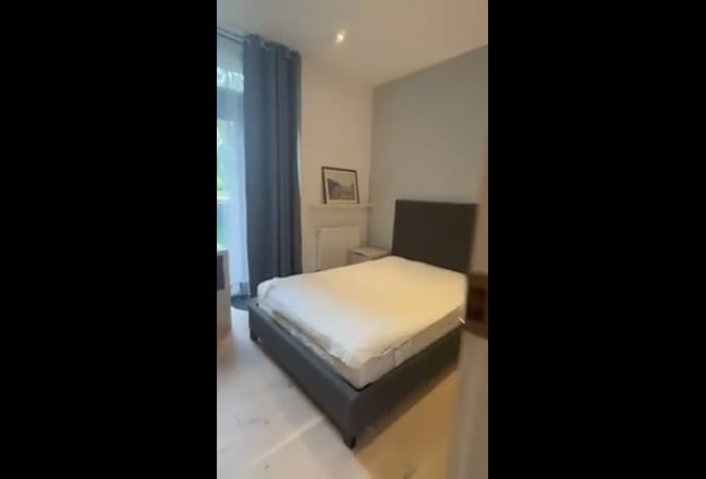 Luxury Ensuite Modern  flat near Greenwich  Main Photo