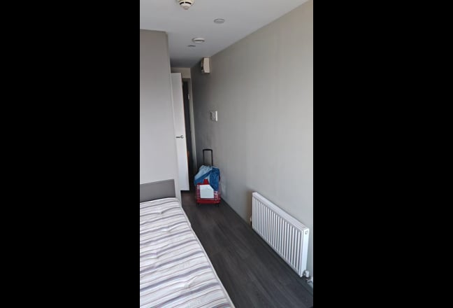 Ensuite Room in Angel Lane (Stratford)  Main Photo