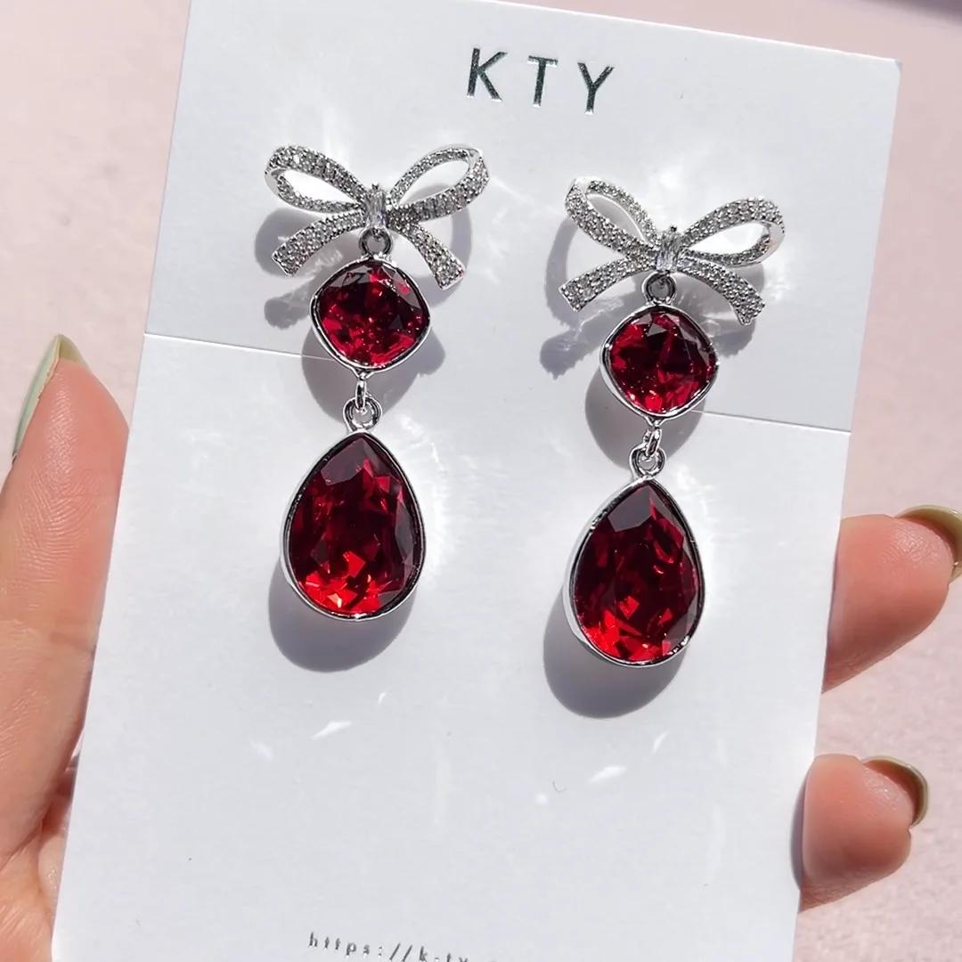 Jewel Ribbon Scarlett ピアス&イヤリング | KTY