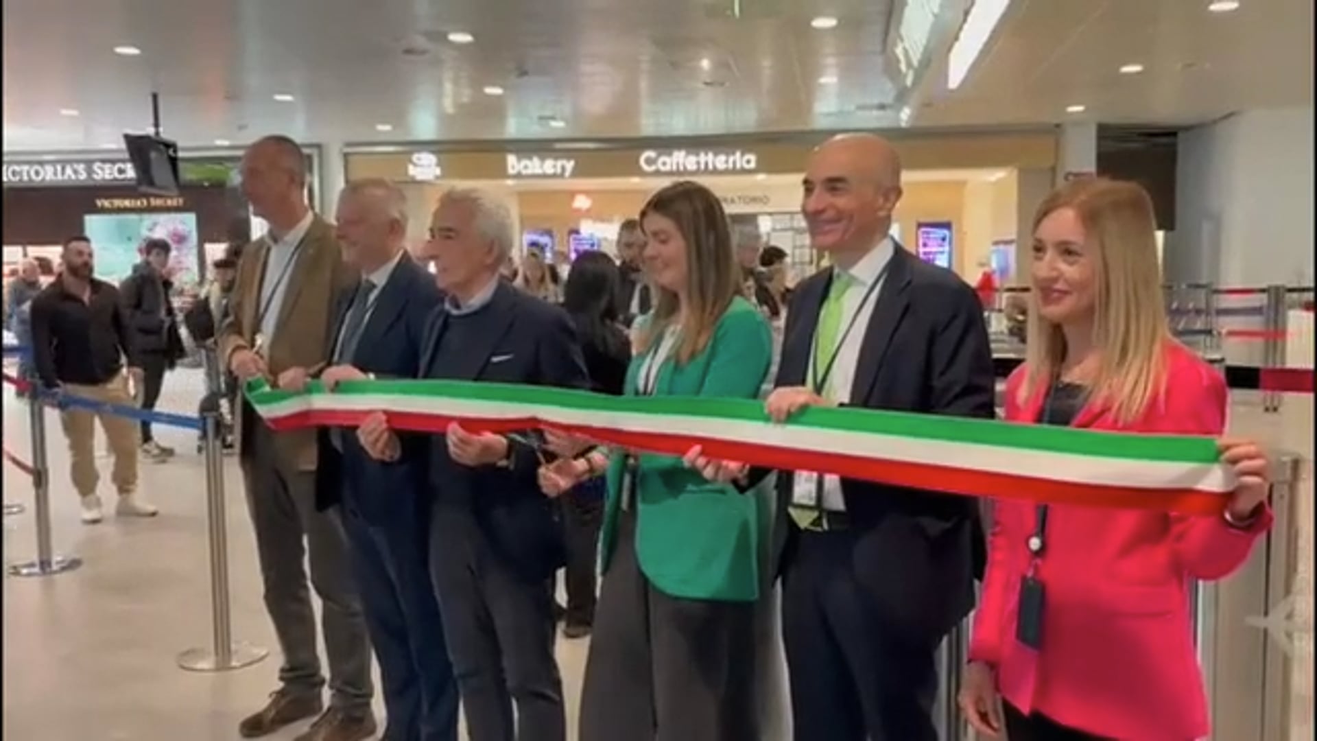 All’aeroporto Marconi procedure di imbarco piu’ rapide grazie alle nuove attrezzature