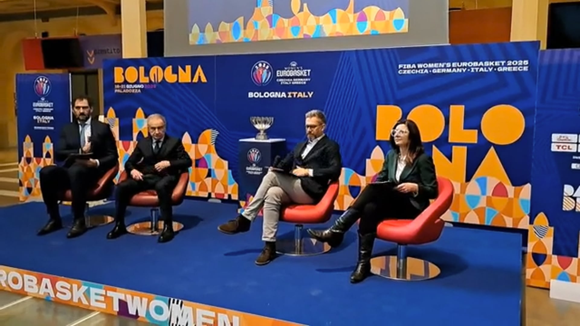 Europei di basket femminili a Bologna, Petrucci: “Non c’è città migliore di questa per il basket”