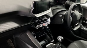 PEUGEOT 2008 2021 (21)